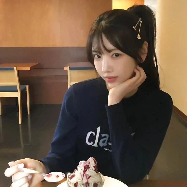 永恒的少女海报